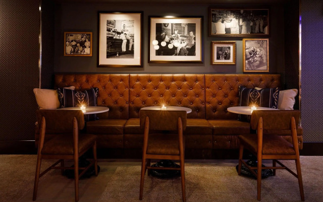 The Barfield, Autograph Collection