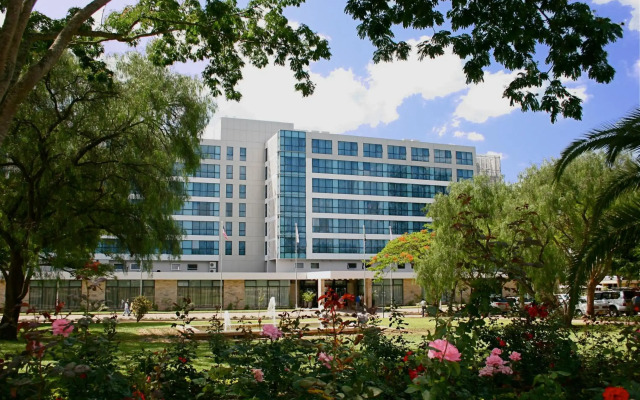 Mount Meru Hotel