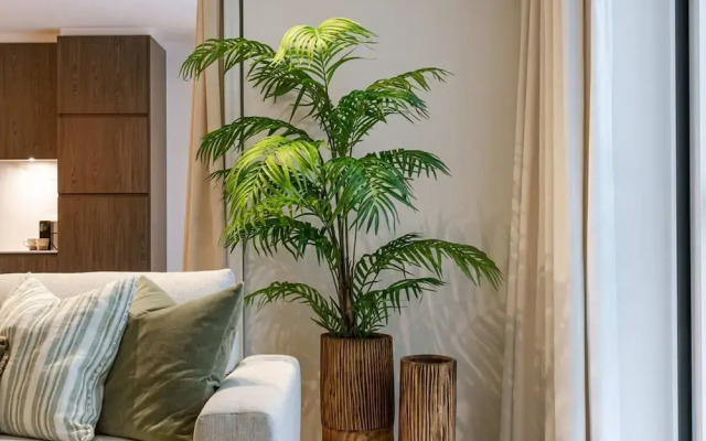 Cozy Ground-floor Apartment With Spacious Terrace