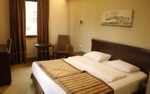Hotel Lazlakar