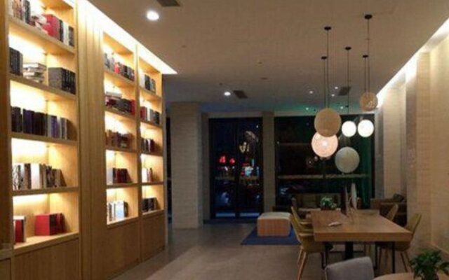 Ji Hotel (Haining Haichang South Road Leather City