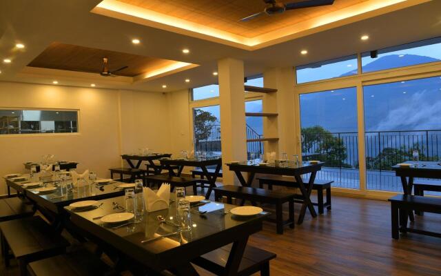 Shola Crown Resort - Munnar