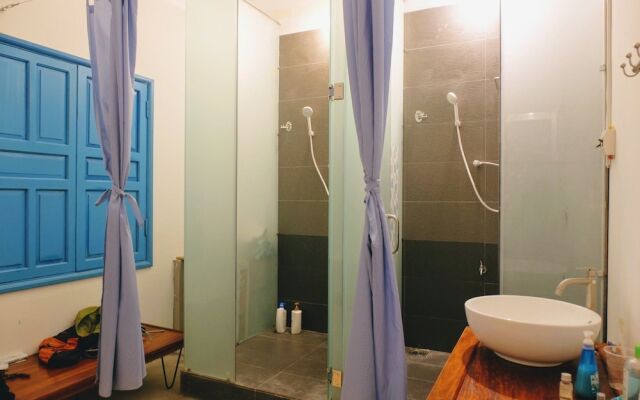 Santorino Coffee & Tea Homestay