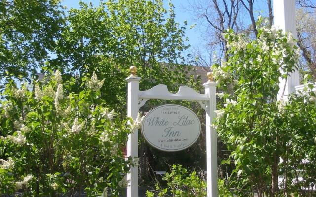 White Lilac Inn