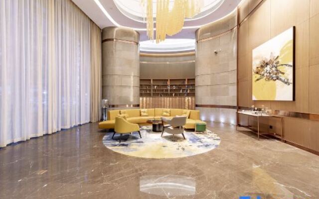 Platinum Stearns Hotel