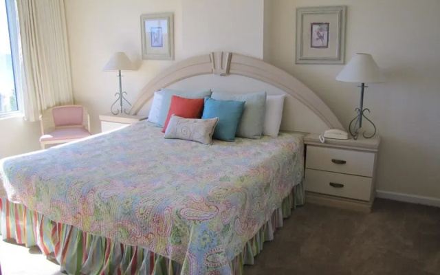 Leeward Key Condos by Crystal Waters