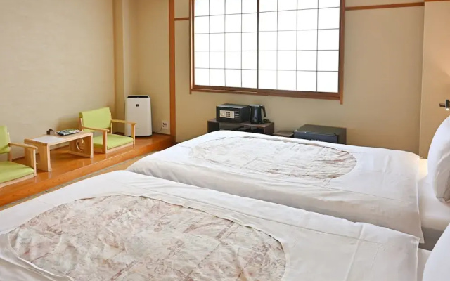 Komakusa Hotel