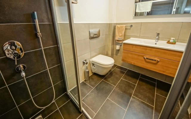 Mozaik Swim Up Hotel and Apartments