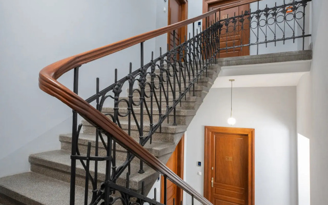 Rajska Residence