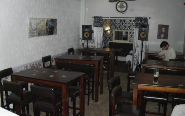 Dochertys Hotel and Bar