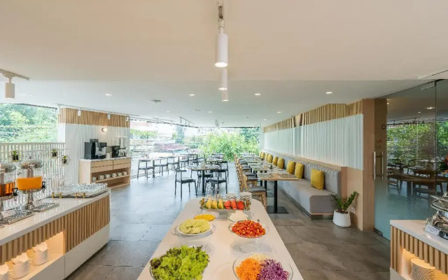 Aster Hotel and Residence