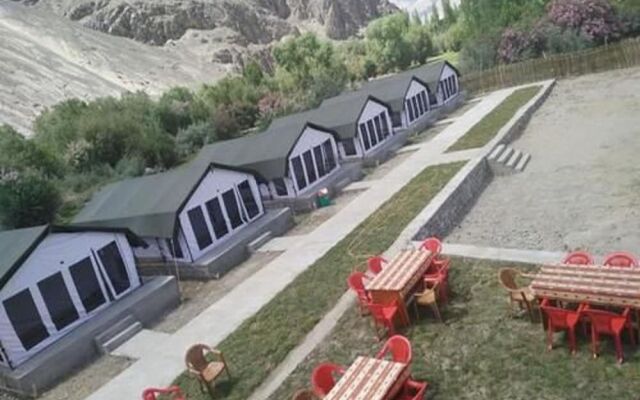 Nubra Summer Camp