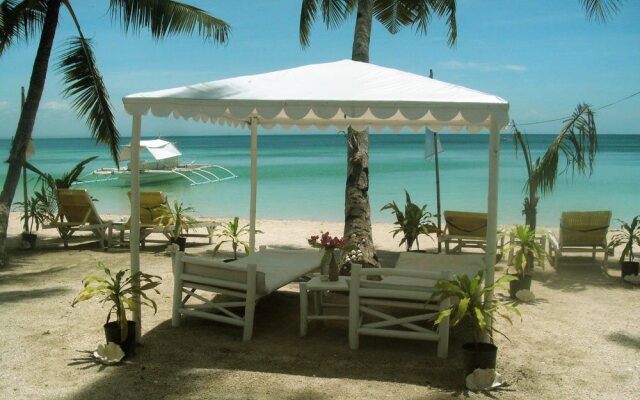 White Beach Bungalows