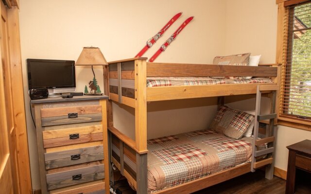 6506 Settlers Creek Townhomes by RedAwning