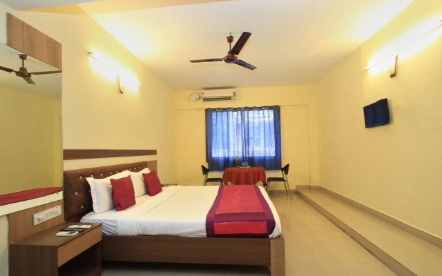 Charu Comforts by OYO Rooms