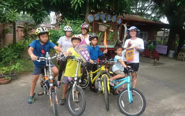 Chiayi Dongshi Puzi Creek Prow Sky Gift Traditional Farm Homestay