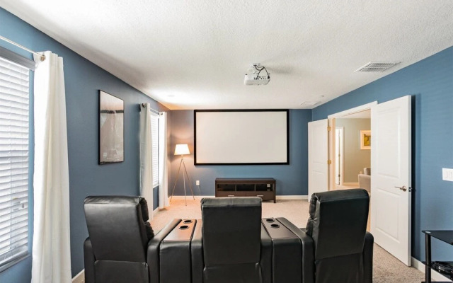 8BR ChampionsGate Pool Home w MTheater