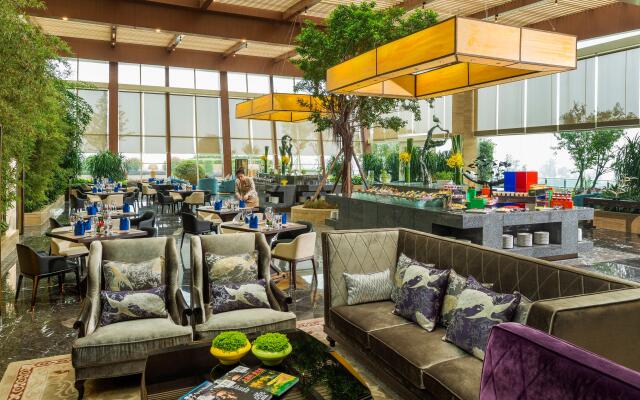 InterContinental Heilong Lake by IHG