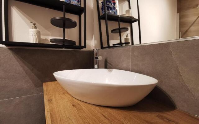 Aura Apartment - Ski In & Ski Out - Cerviniaholidays-com