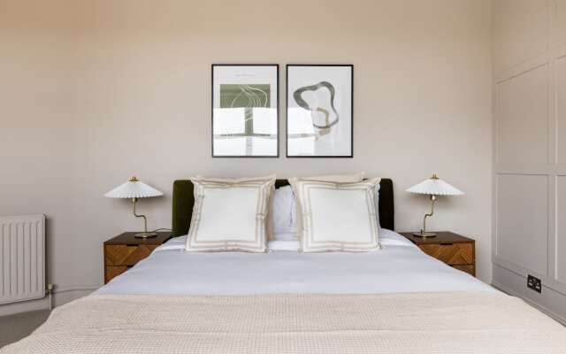 The Clapham Chambers - Stunning & Bright 3BDR Flat with Terrace