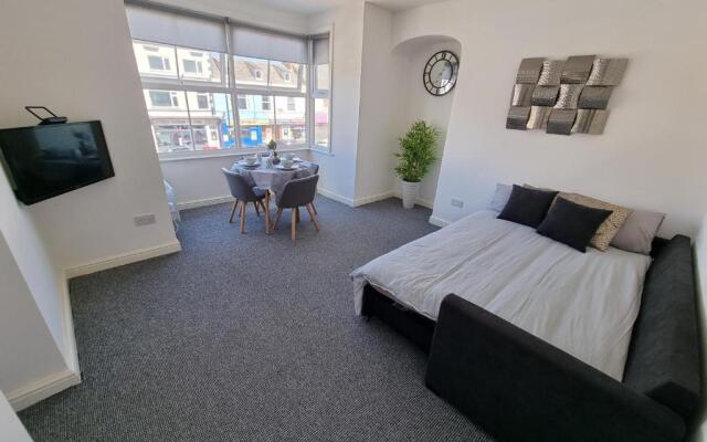 Highview House Redcar-Seaview Apartments