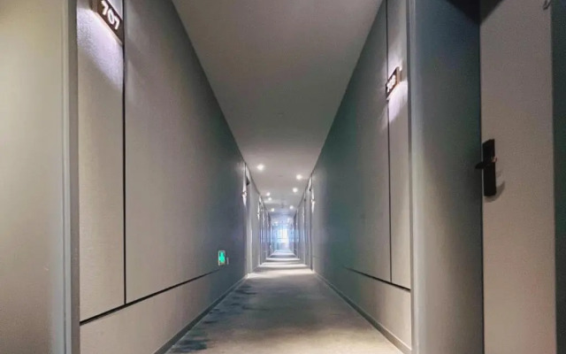 Homeinn Selected Hotel (Shanghai Hongqiao Gubei Yaohong Road Subway Station)