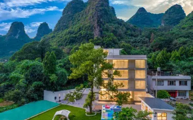 Yangshuo and Mountain Homestay