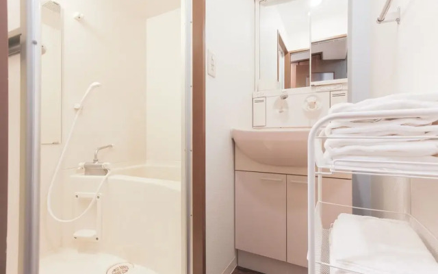 Grand Court Namba 401