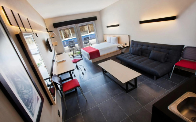 City Express Plus by Marriott Cabo San Lucas