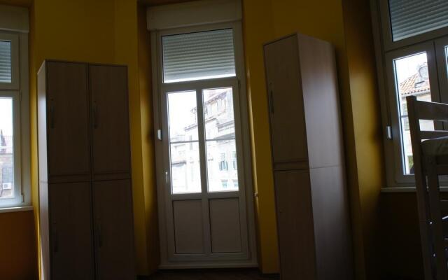Sweet Dreams Hostel