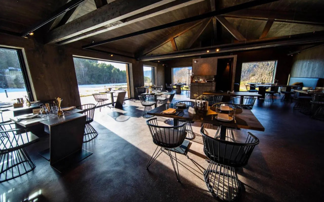 Les Pardines 1819 Mountain Suites & Spa