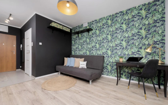 Cosy Studio With Balcony by Renters