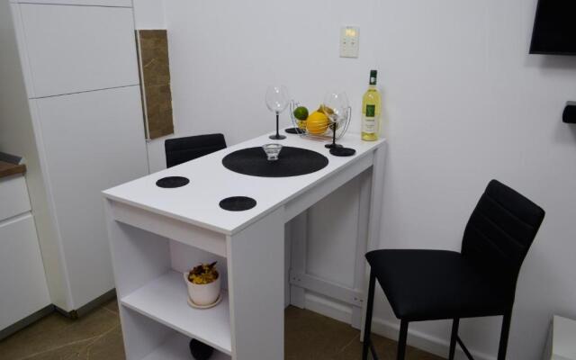 Studio 147 Mamaia Nord