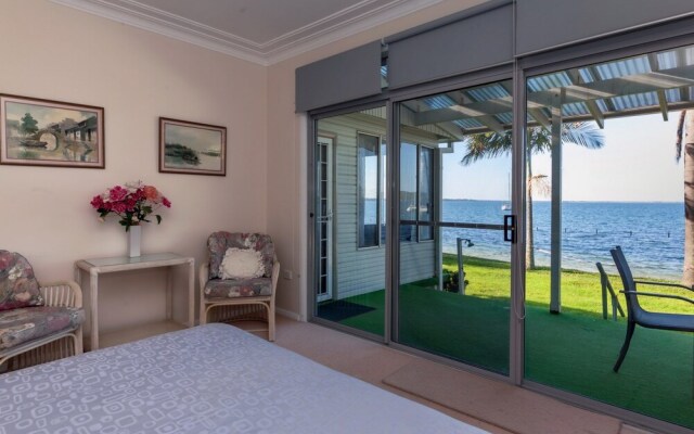Seaview Crescent, 8