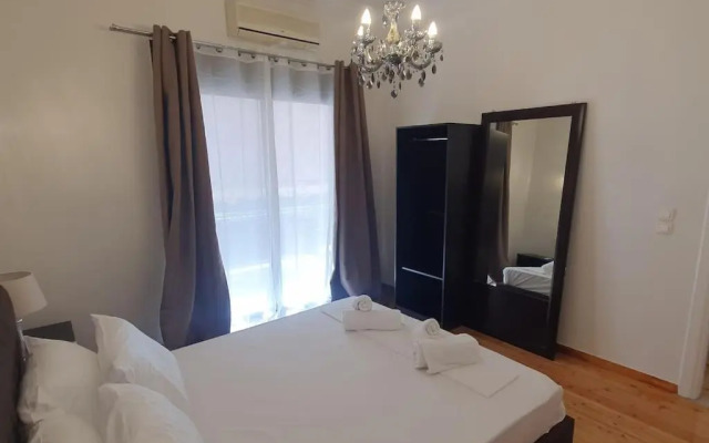 Spacious Beauty in Athens, 55m2, Metro 7'