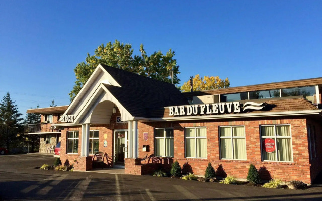 Motel et Appartements du Fleuve