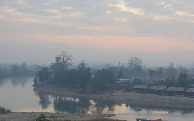 Red Dragon Hotel Hsipaw