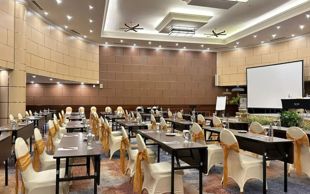 Kutabex Beach Front Hotel