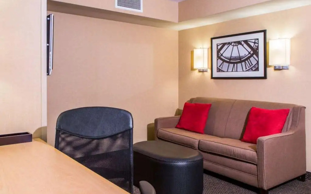 Cambria Suites Appleton