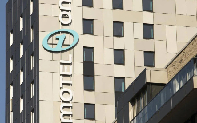 Motel One Hamburg - Alster