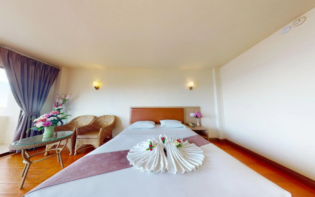 New Travel Beach Resort