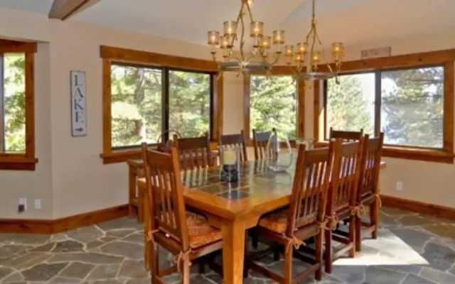 Lodgepole Drive Holiday Home
