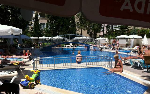 Ramira Joy Hotel