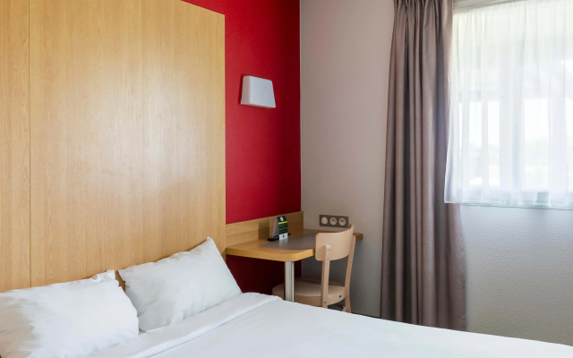 B&B HOTEL Troyes Barberey