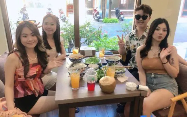 Sea Sunset Hotel - Welcome to a Mixing World of Friends – People – Phu Quoc