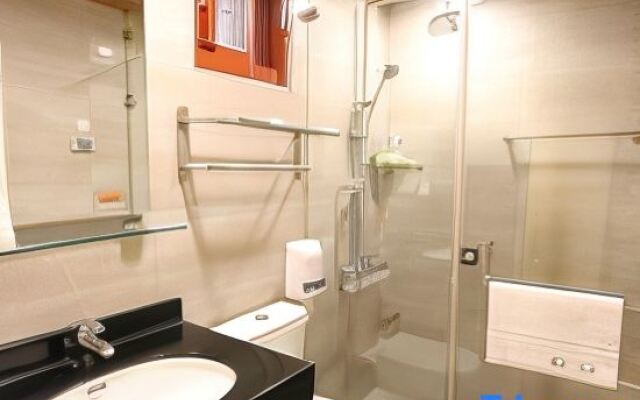 Seashoy Hostel