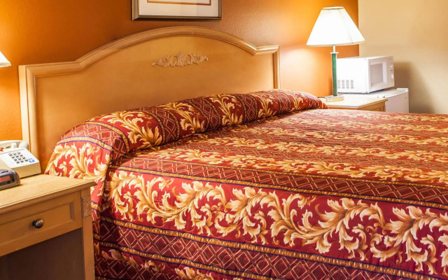 Rodeway Inn