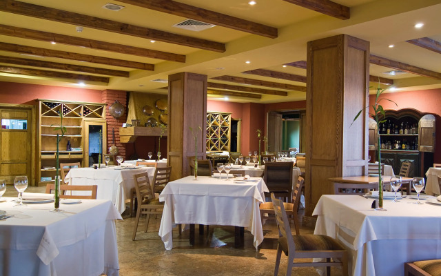 Hotel Los Granados