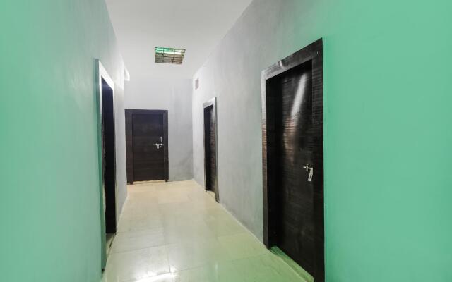 SPOT ON 47617 Hotel Suraj Vatika