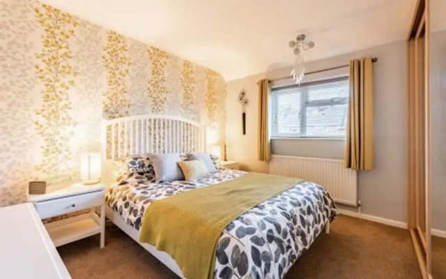 Host Stay Maple House